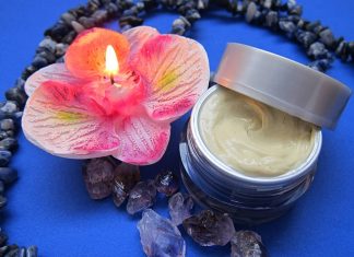 Jak zadbać o swoją twarz jesienią? Jak zadbać o swoją twarz jesienią?