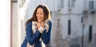 Butik internetowy z odzieżą damską Butiki internetowe z odzieżą damską cieszą się sporym zainteresowaniem