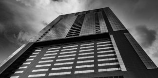 Światło w mieszkaniu a intymność Światło w mieszkaniu a intymność