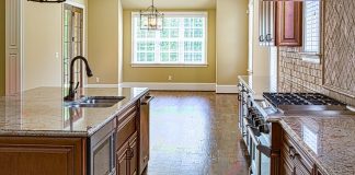 Wymiana okien drewnianych na plastikowe