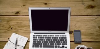 Sklep z zabawkami czy sklep internetowy. Sklep z zabawkami czy sklep internetowy.