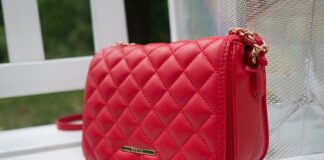 Jak dobrać kopertówkę do sukienki? Jak dobrać kopertówkę do sukienki?