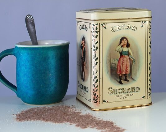 Jak ma na imię kot z Alicji w Krainie Czarów? Jak ma na imię kot z Alicji w Krainie Czarów?