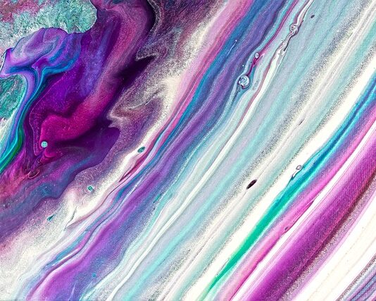 Jaki kolor powiększa sylwetkę? Jaki kolor powiększa sylwetkę?