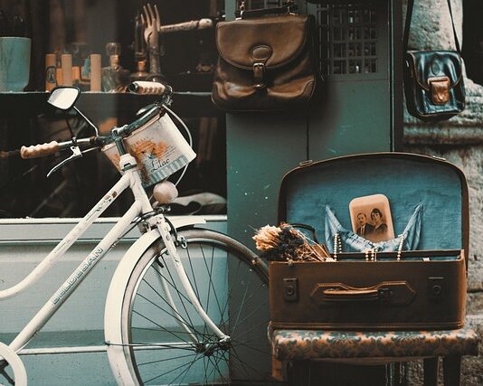 W jakim sklepie można kupić konfetti?