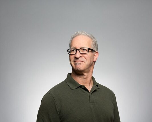 Jak nosić koszulka polo damska?