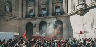 Co to znaczy regular fit po polsku? Co to znaczy regular fit po polsku?