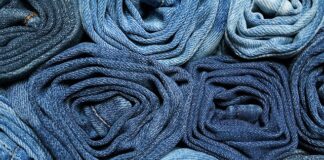 Jakie spodnie były modne w latach 90? Jakie spodnie były modne w latach 90?