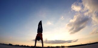 Ile czasu potrzeba aby nauczyć się pływać? Ile czasu potrzeba aby nauczyć się pływać?