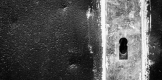 Ile kosztuje jedna dziurka w uchu? Ile kosztuje jedna dziurka w uchu?